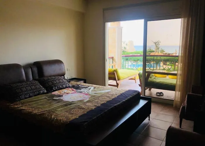 للايجار بالعين السخنه Apartman