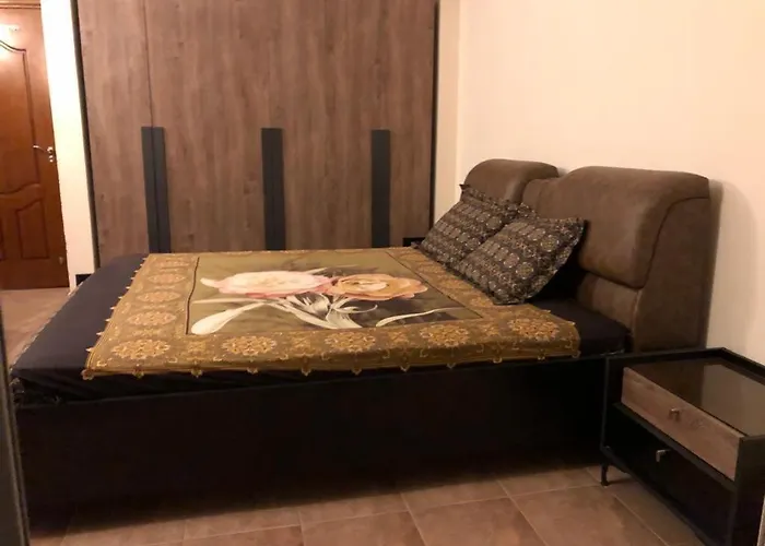 Apartman للايجار بالعين السخنه *